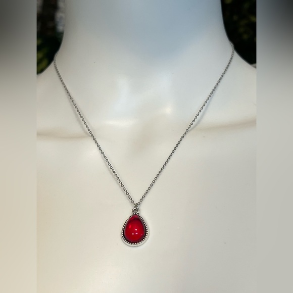 Bohemian Edgy Red Teardrop Necklace set with Earrings - Trendy Edgy Jewelry Set - Picture 11 of 17